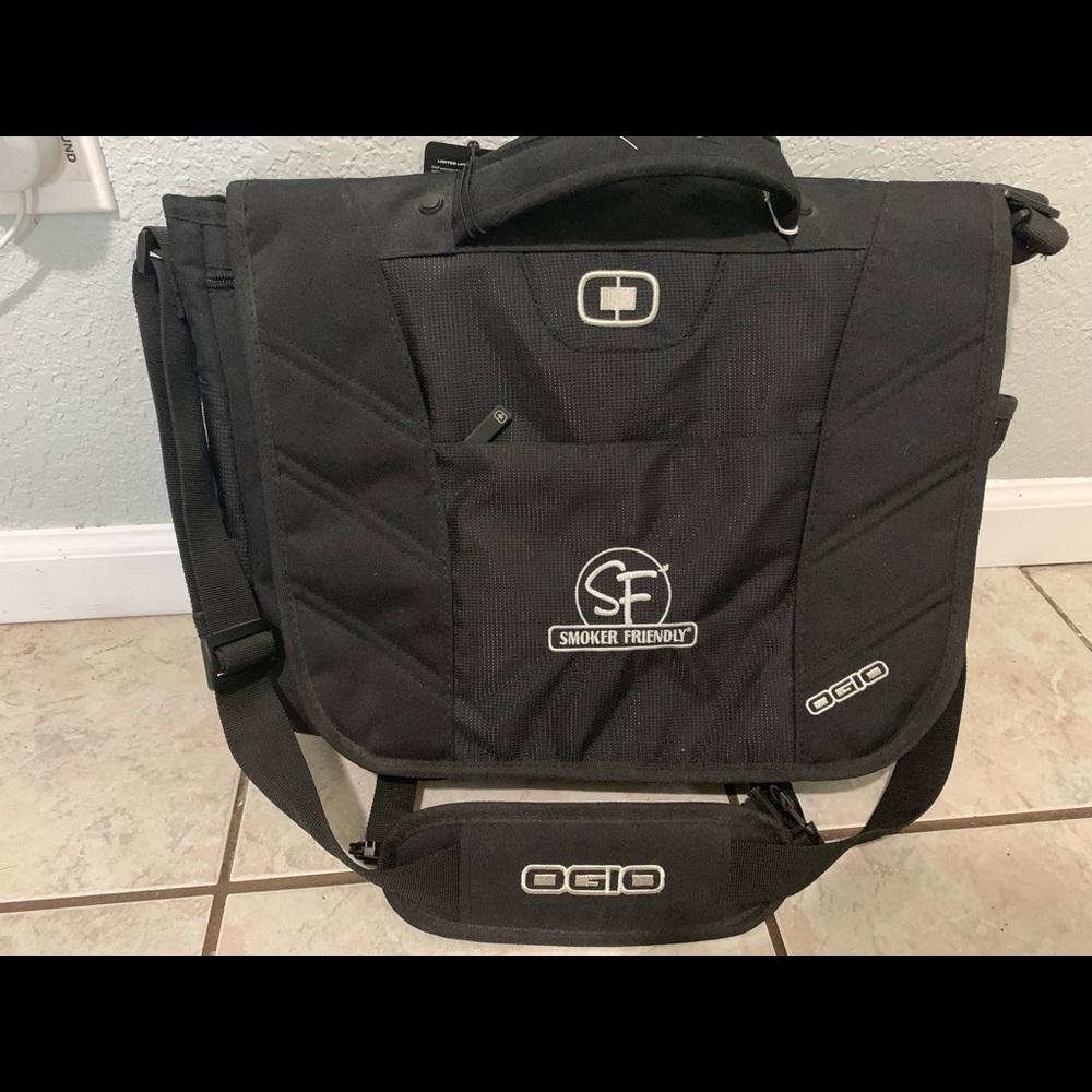 OGIO Smoker friendly laptop bag *Rare*